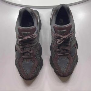 New Balance 9060’s OG